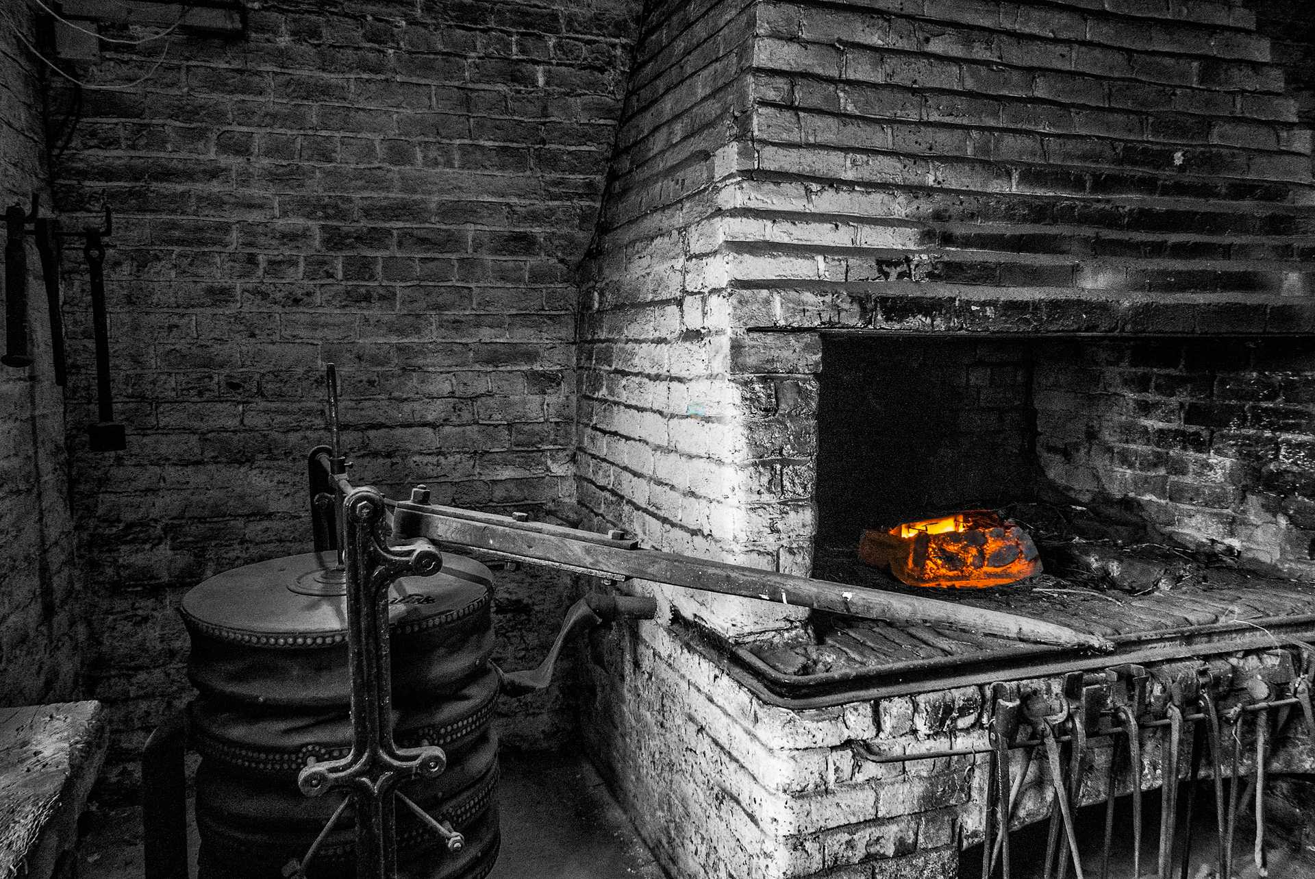 Artistic Blacksmithing Workshop - Tadeusz Karny
