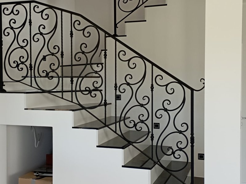 Unikatowy projekt balustrady wewnętrznej