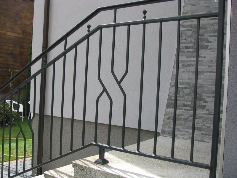 Zdobiona balustrada balkonowa