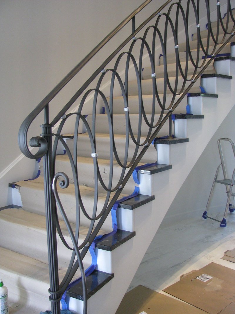 Elegancka balustrada wewnętrzna