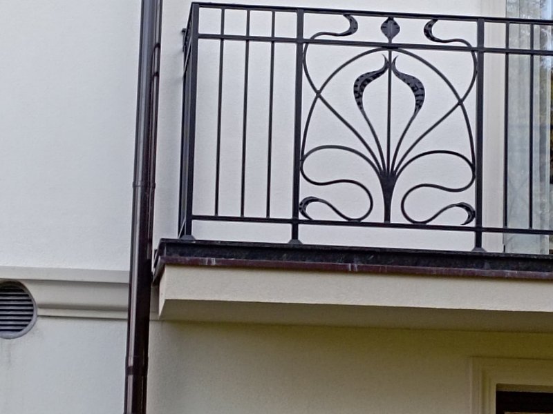 Balustrada z wzorem geometrycznym
